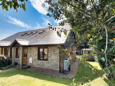 Click the photo for more details of Brighstone, Isle of Wight