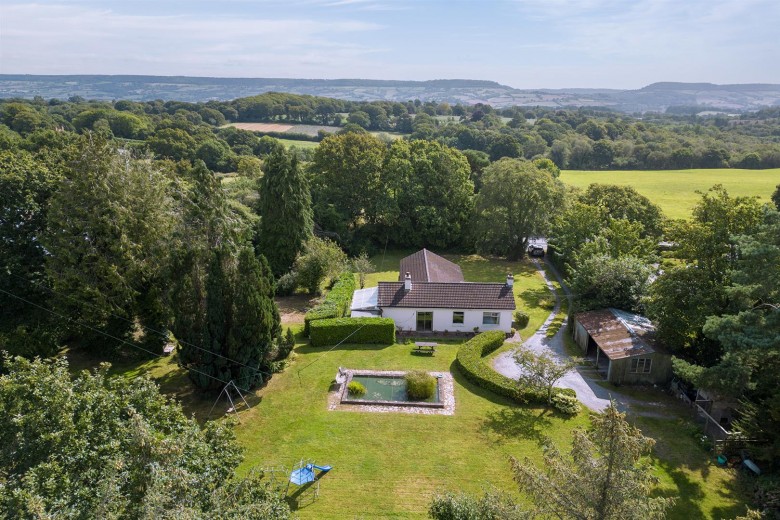 Click the photo for more details of Aylesbeare, Exeter