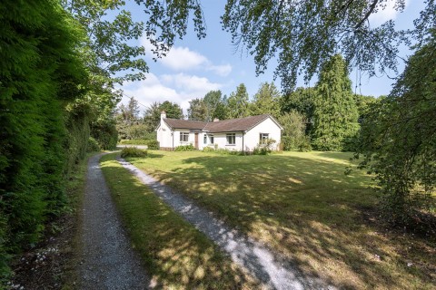 Click the photo for more details of Aylesbeare, Exeter