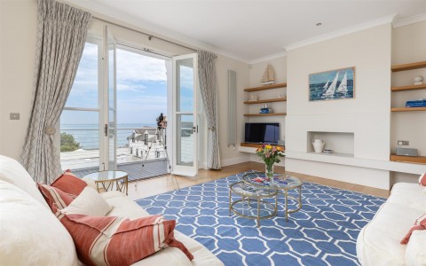 Click the photo for more details of Cowes, Isle of Wight