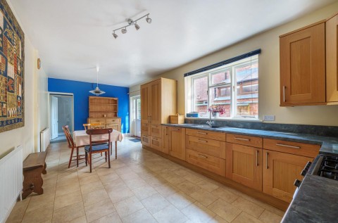 Click the photo for more details of Elsee Road, Rugby, CV21