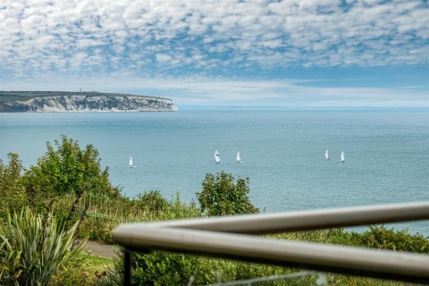 Click the photo for more details of Shanklin, Isle of Wight