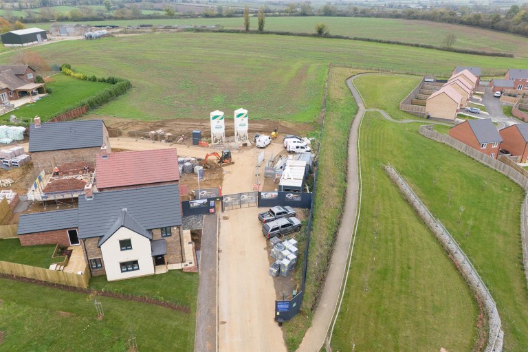 Images for Blincow Road, Long Buckby, Northampton