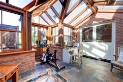Images for Main Street, Thornton, LE67