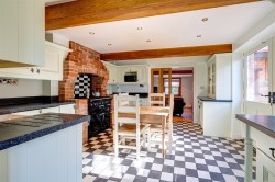 Images for Main Street, Thornton, LE67
