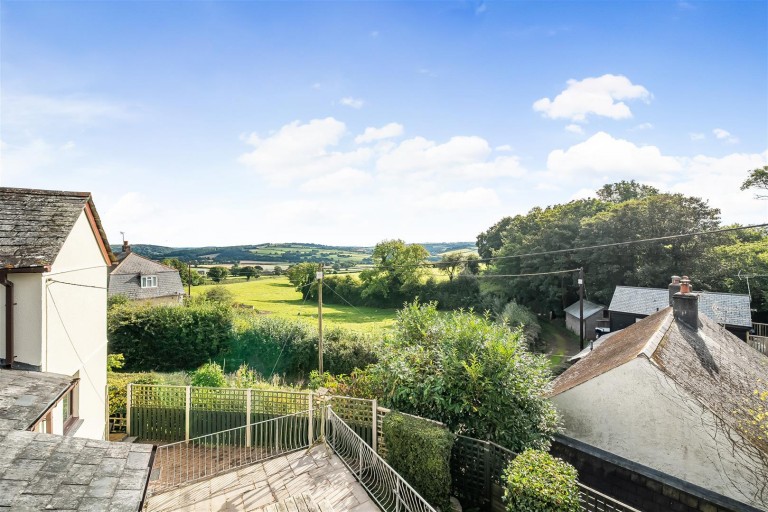 Images for Lawhitton, Launceston