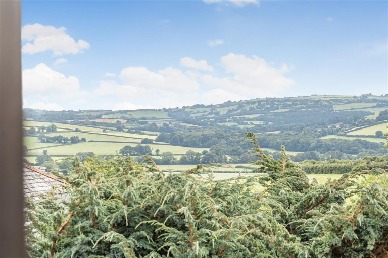 Images for Lawhitton, Launceston