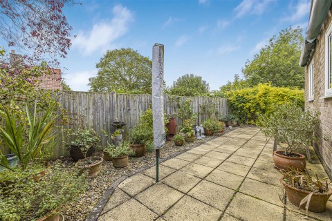 Click the photo for more details of Strollers Way, Stetchworth