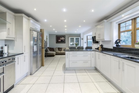 Click the photo for more details of Main Street, Norton Juxta Twycross, CV9