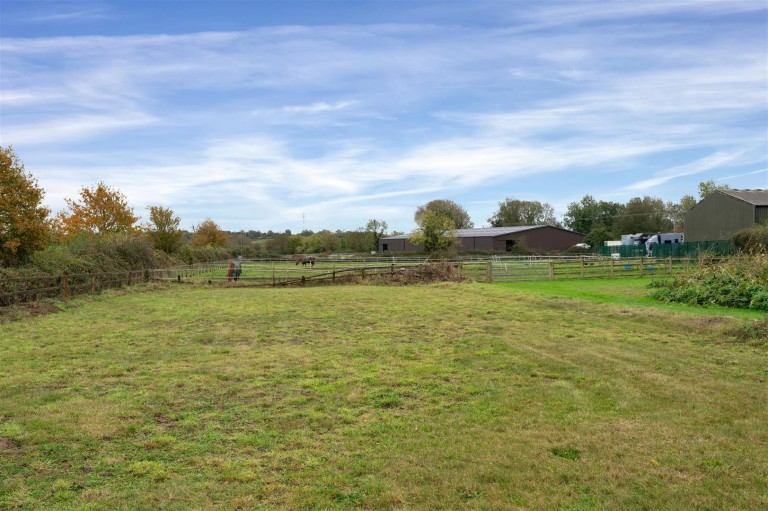 Images for Main Street, Leire