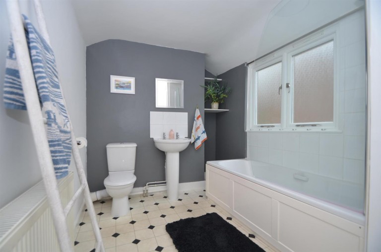 Images for Back Hill, Ely