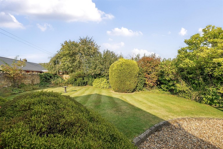 Images for Moorend Road, Yardley Gobion, NN12
