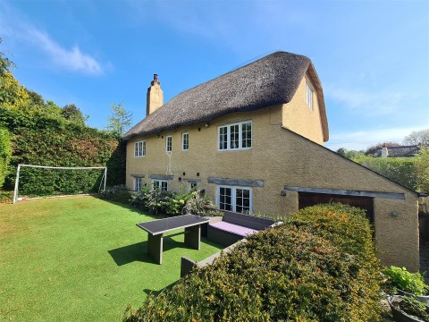 Click the photo for more details of Abbotskerswell, Newton Abbot