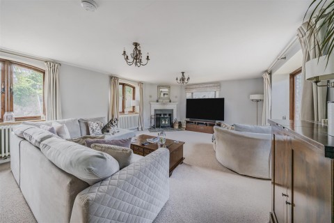 Click the photo for more details of Drewsteignton, Exeter