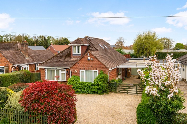 Click the photo for more details of Church Lane, Eastergate, PO20