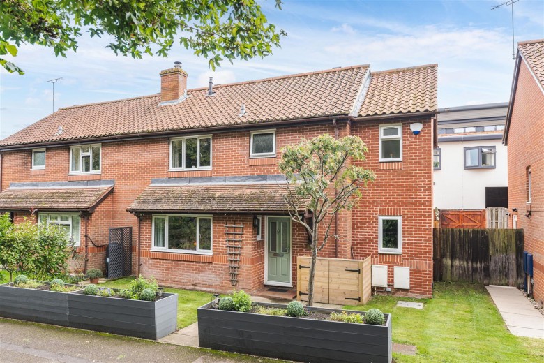 Click the photo for more details of Gaces Acre, Newport