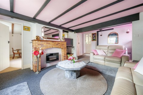 Click the photo for more details of Rugby Road, Catthorpe, Lutterworth, LE17