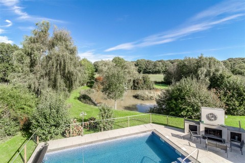 Click the photo for more details of Ansley Common, Nuneaton, CV10