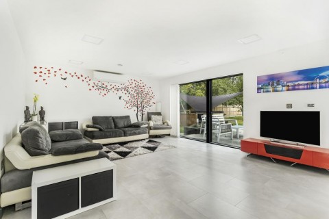 Click the photo for more details of Barway Road, Barway, Ely