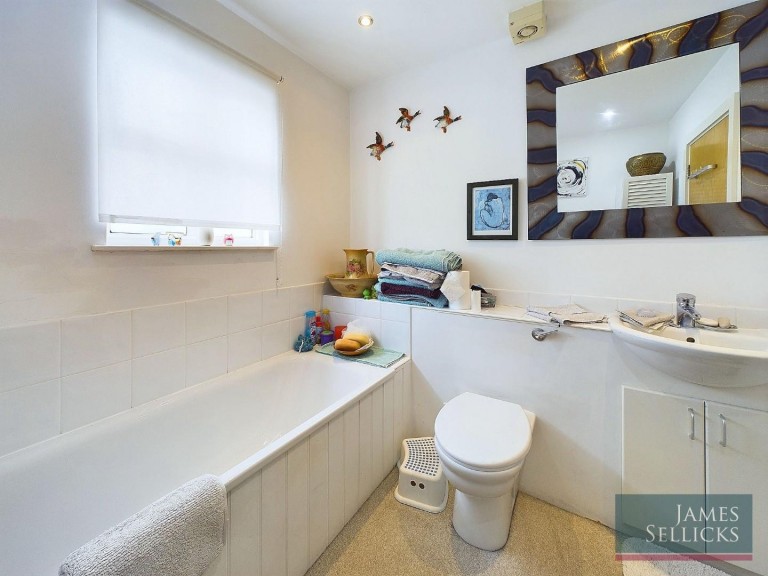 Images for NO CHAIN - The Pick Building, Wellington Street, Leicester