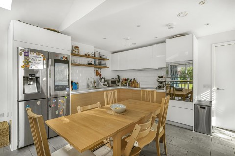 Click the photo for more details of Corn Lane, Trumpington