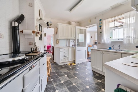 Click the photo for more details of Forton