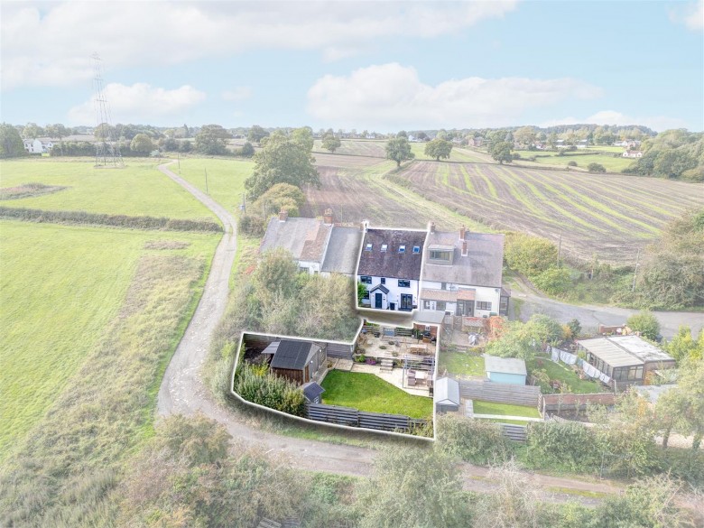Click the photo for more details of Limby Hall Lane, Swannington, LE67