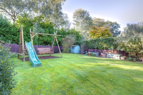 Click the photo for more details of Willesley Close, Ashby-De-La-Zouch, LE65