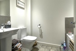 Images for Lukes Close, Wellington