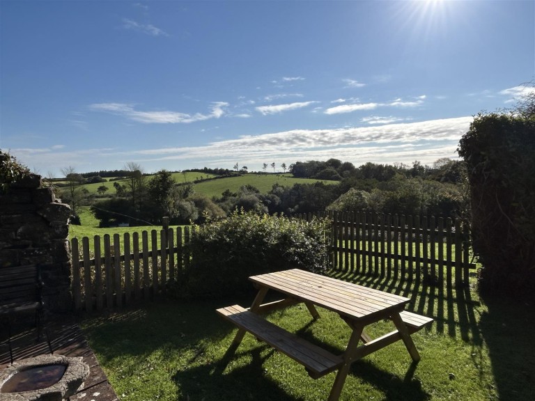 Images for Near Filleigh