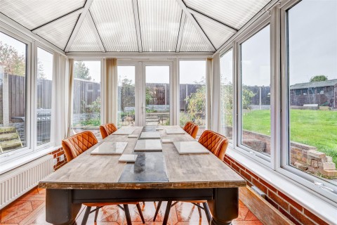 Click the photo for more details of Hawthorn Avenue, Netherseal, DE12