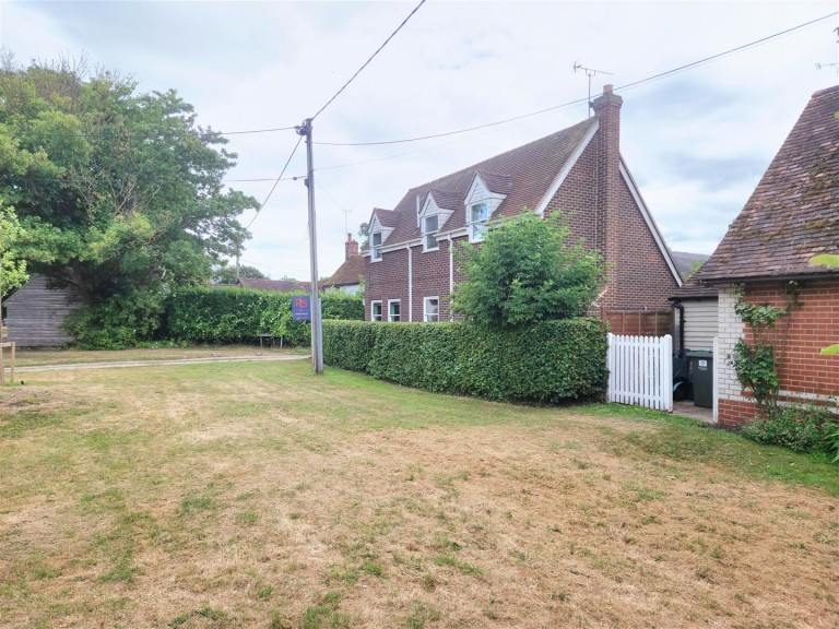 Images for The Green South, Warborough