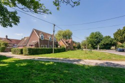 Images for The Green South, Warborough