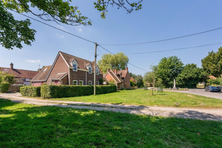 Images for The Green South, Warborough