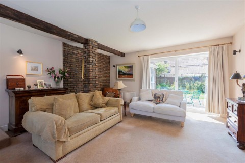 Click the photo for more details of The Green South, Warborough