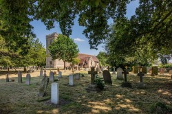 Images for The Green South, Warborough