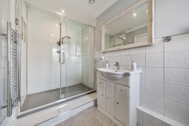 Images for Pyles Thorne Road, Wellington