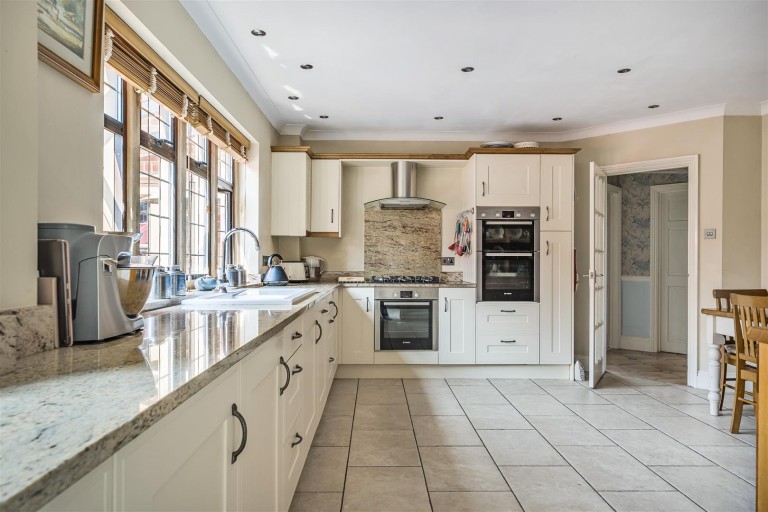 Images for Pyles Thorne Road, Wellington