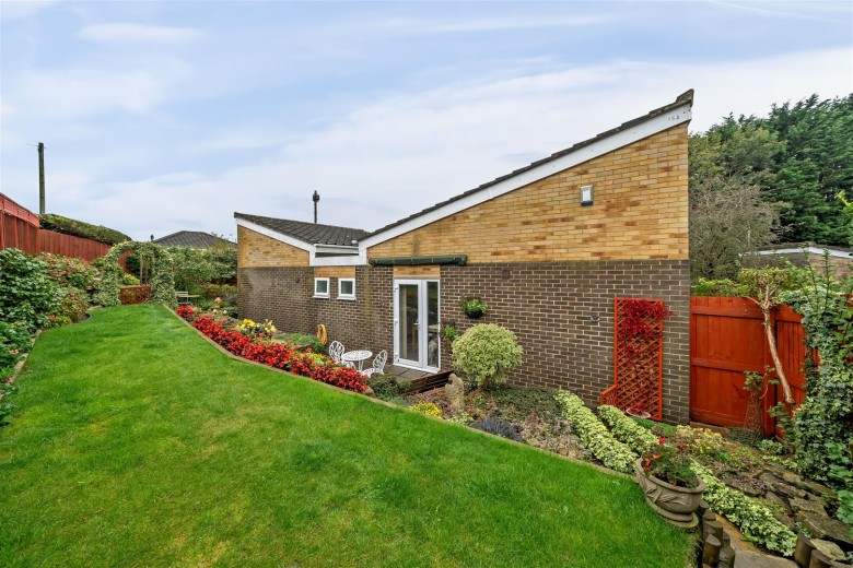 Click the photo for more details of Monks Dale, Yeovil