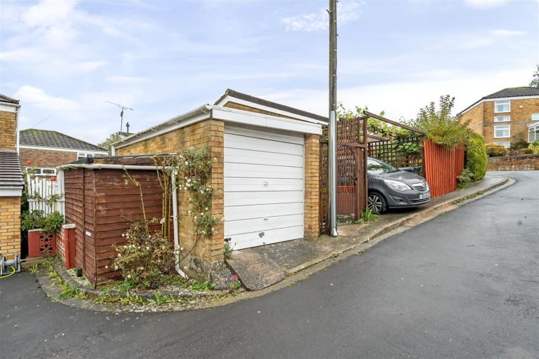 Images for Monks Dale, Yeovil