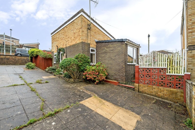 Images for Monks Dale, Yeovil