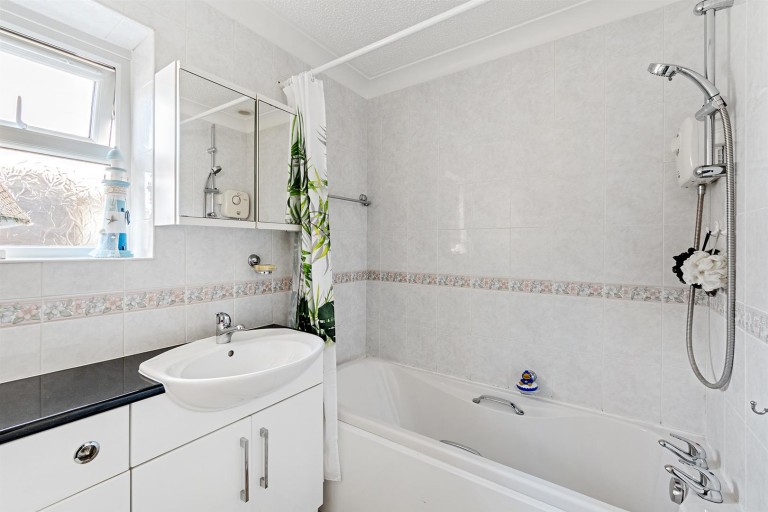 Images for Rowan Drive, Seaton