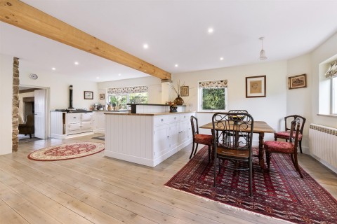Click the photo for more details of Kilmington, Axminster