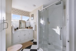 Images for Kilmington, Axminster