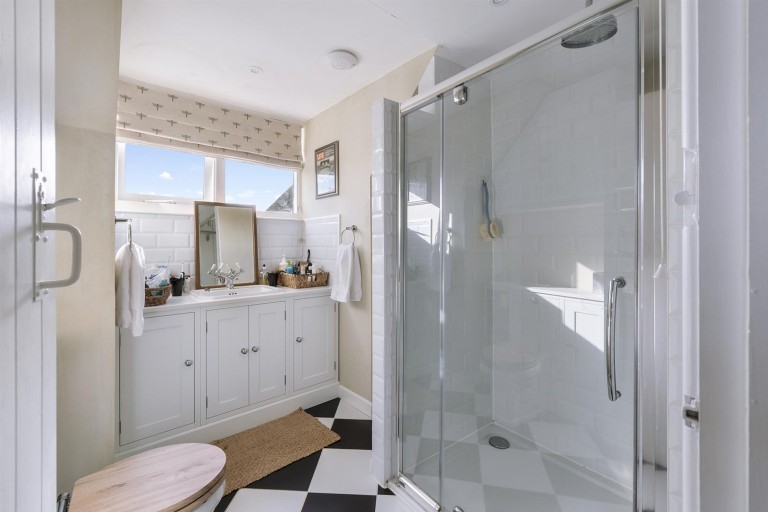 Images for Kilmington, Axminster