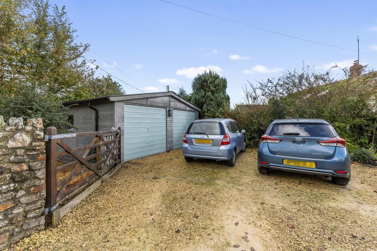 Images for Kilmington, Axminster