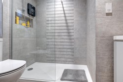 Images for Claymar Drive, Newhall, DE11