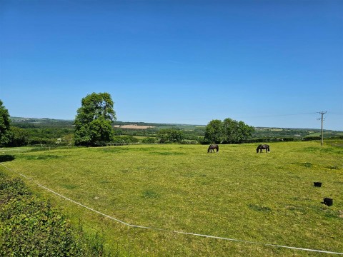 Click the photo for more details of Petrockstowe, Okehampton