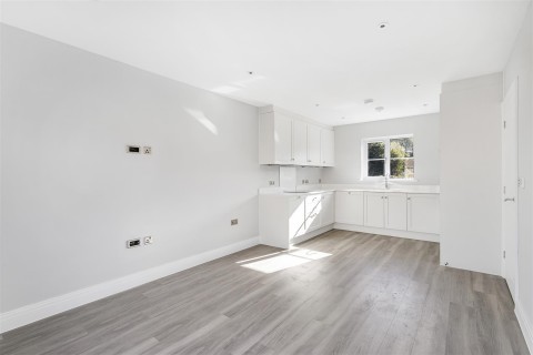 Click the photo for more details of Helions Road, Steeple Bumpstead