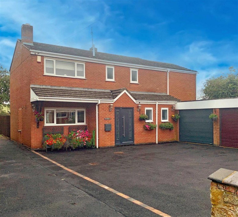 Click the photo for more details of Main Street, Sutton Bassett, Market Harborough